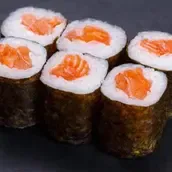 Asian Kitchen | Salmon maki
