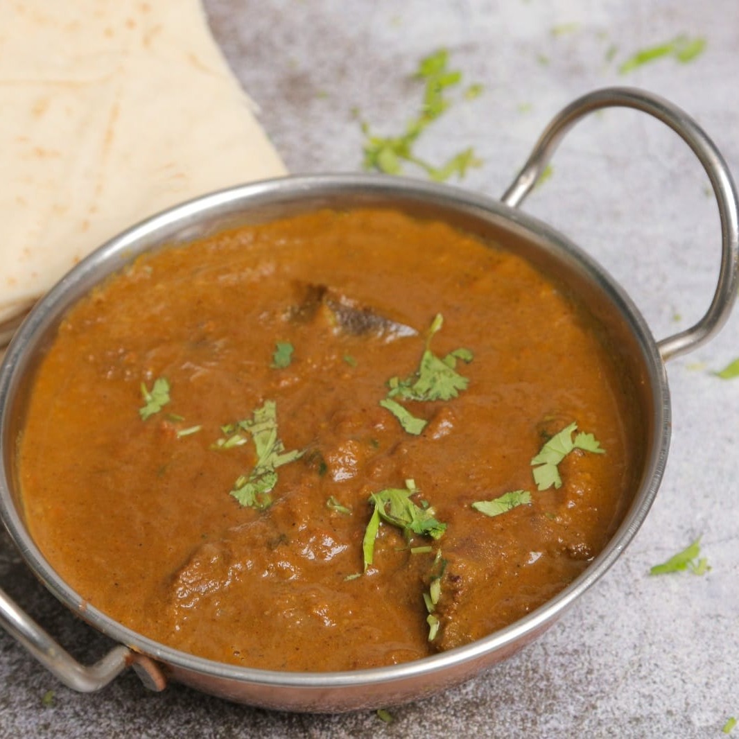 Le Notre Cafe | Curry Chicken Or Beef